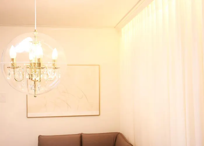 Villa 청담동, 명품거리, 청담역, 압구정로데오, 성형 병원, 한강공원, 강남도심, 발마사지기, 에어드레서, 무료주차 Seul