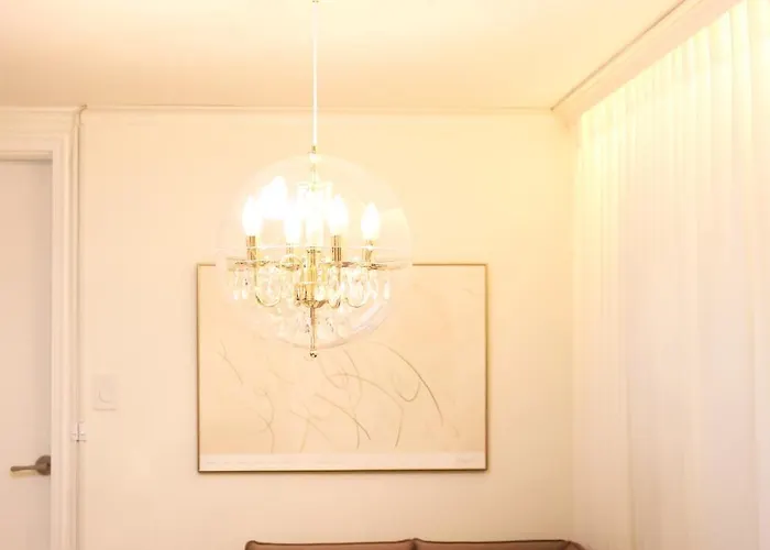 Villa 청담동, 명품거리, 청담역, 압구정로데오, 성형 병원, 한강공원, 강남도심, 발마사지기, 에어드레서, 무료주차 *
